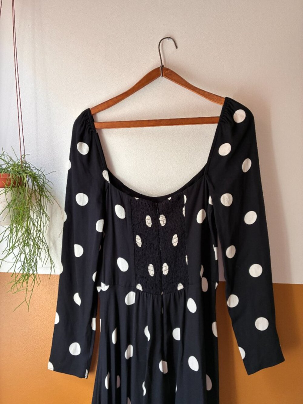 Reformation Rinna Dress - Picture 5 of 9